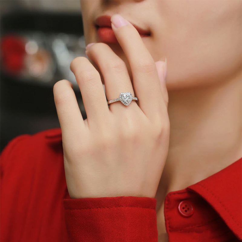 Engagement Ring Shopping: 5 Mistakes to Avoid for the Perfect Ring