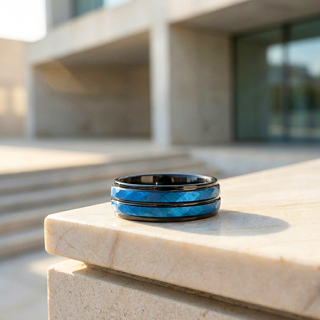 Blue Lake | Hammered Blue and Black Grooved Tungsten Carbide | Men&