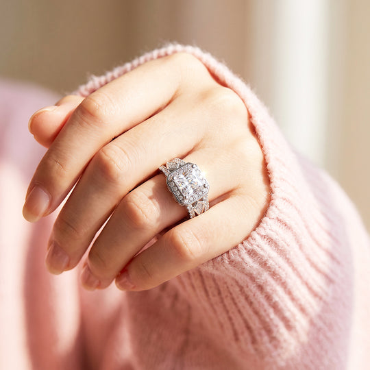 Emerald Cut Split Shank Halo Ring | Women&