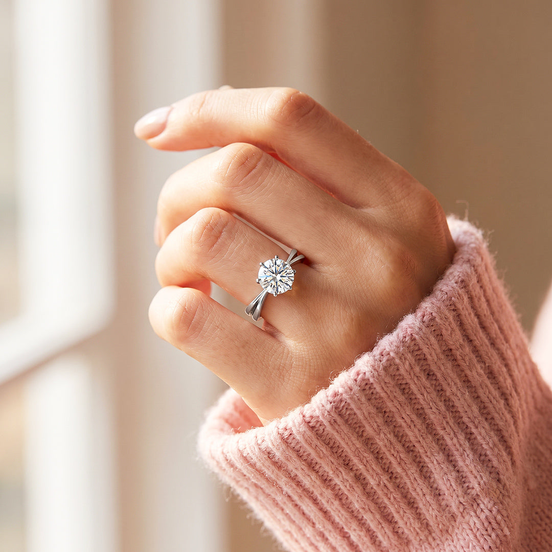 Split Shank Solitaire Ring | Women&
