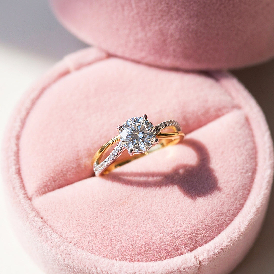 Round Cut Engagement Ring | Luxe2053 - Ring | Singapore Jewellery, Wedding Rings &amp; Gifts | Same Day Delivery | Tiara.com.sg