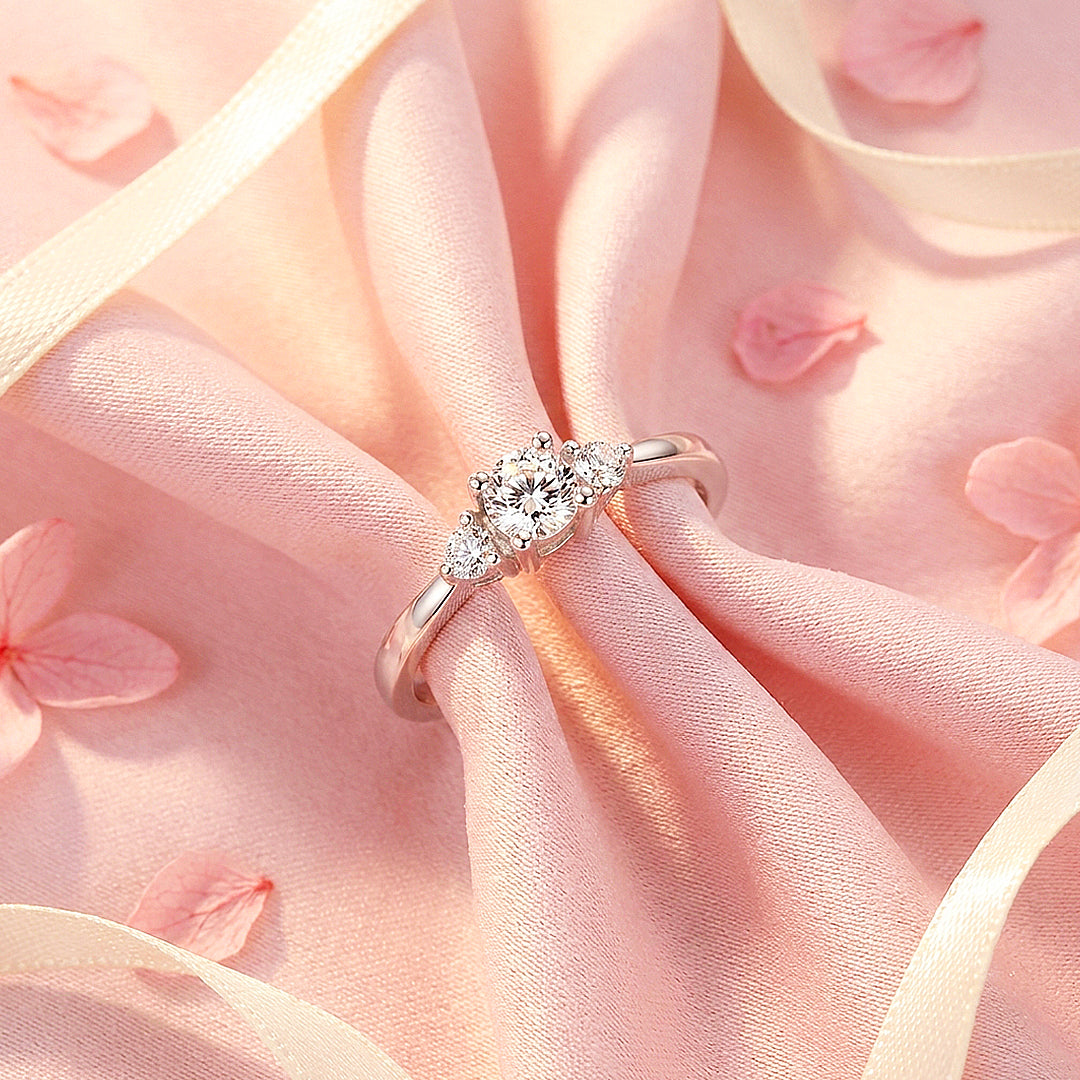 Trinity Cluster Ring | Luxe2075