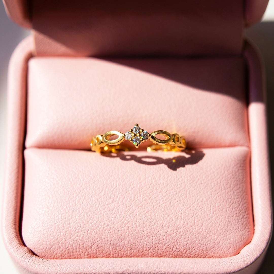 Floral Cluster &amp; Infinity Band Ring | Luxe2079