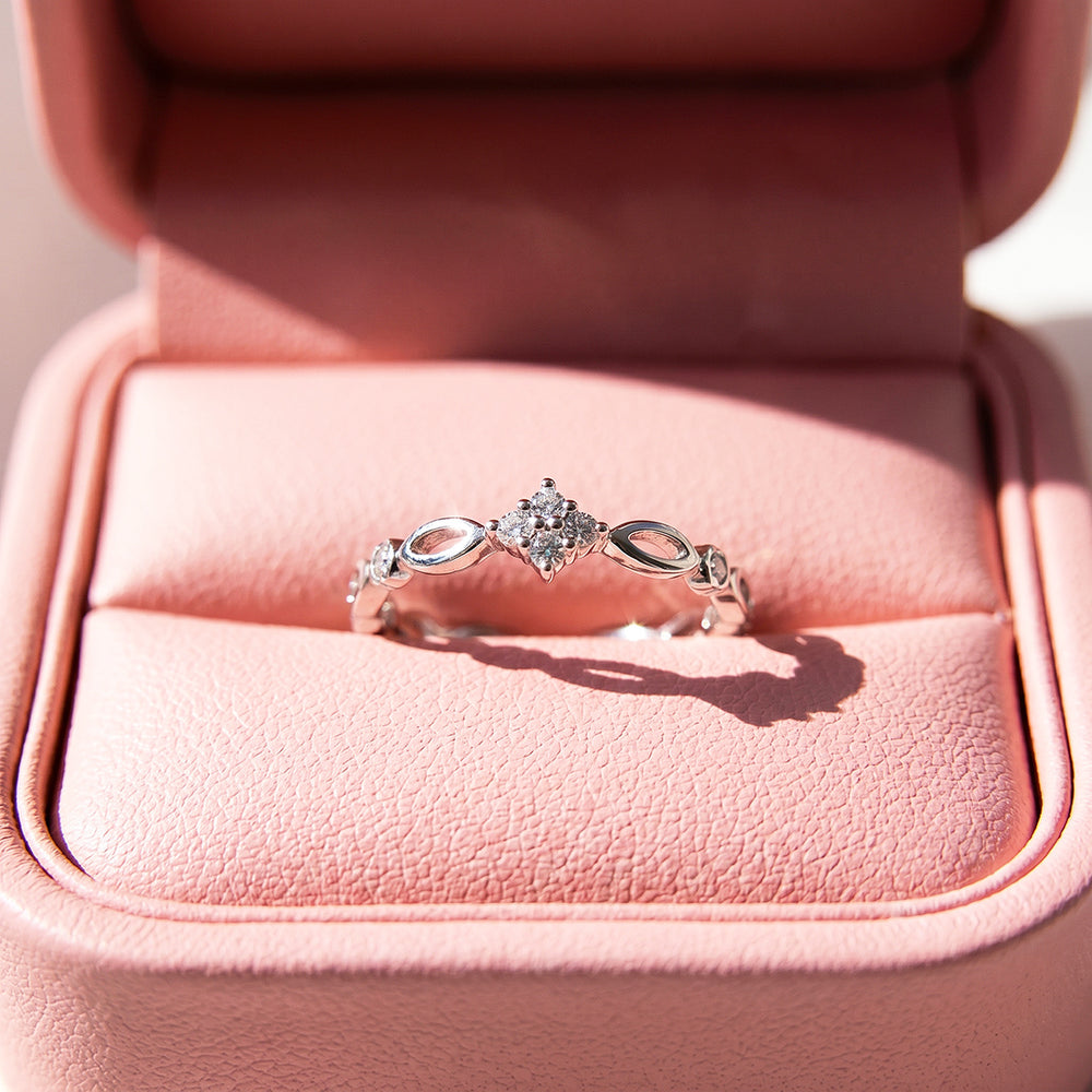 Floral Cluster & Infinity Band Ring | Luxe2079