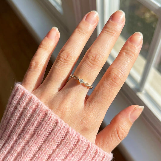 Floral Cluster &amp; Infinity Band Ring | Luxe2079