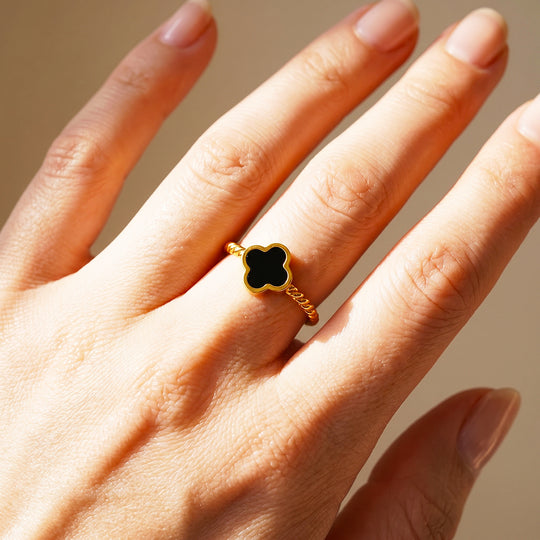 Black Clover &amp; Twisted Rope Band Ring | Luxe2094