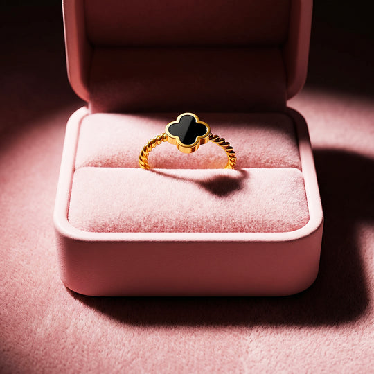 Black Clover &amp; Twisted Rope Band Ring | Luxe2094