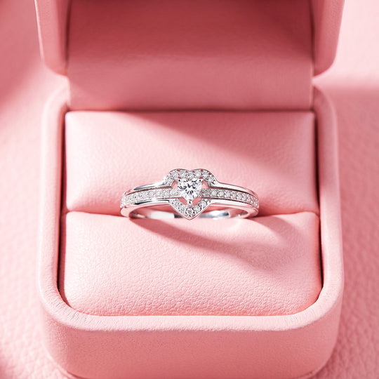 Heart Halo Solitaire Ring with Pavé Split Band | Luxe2097