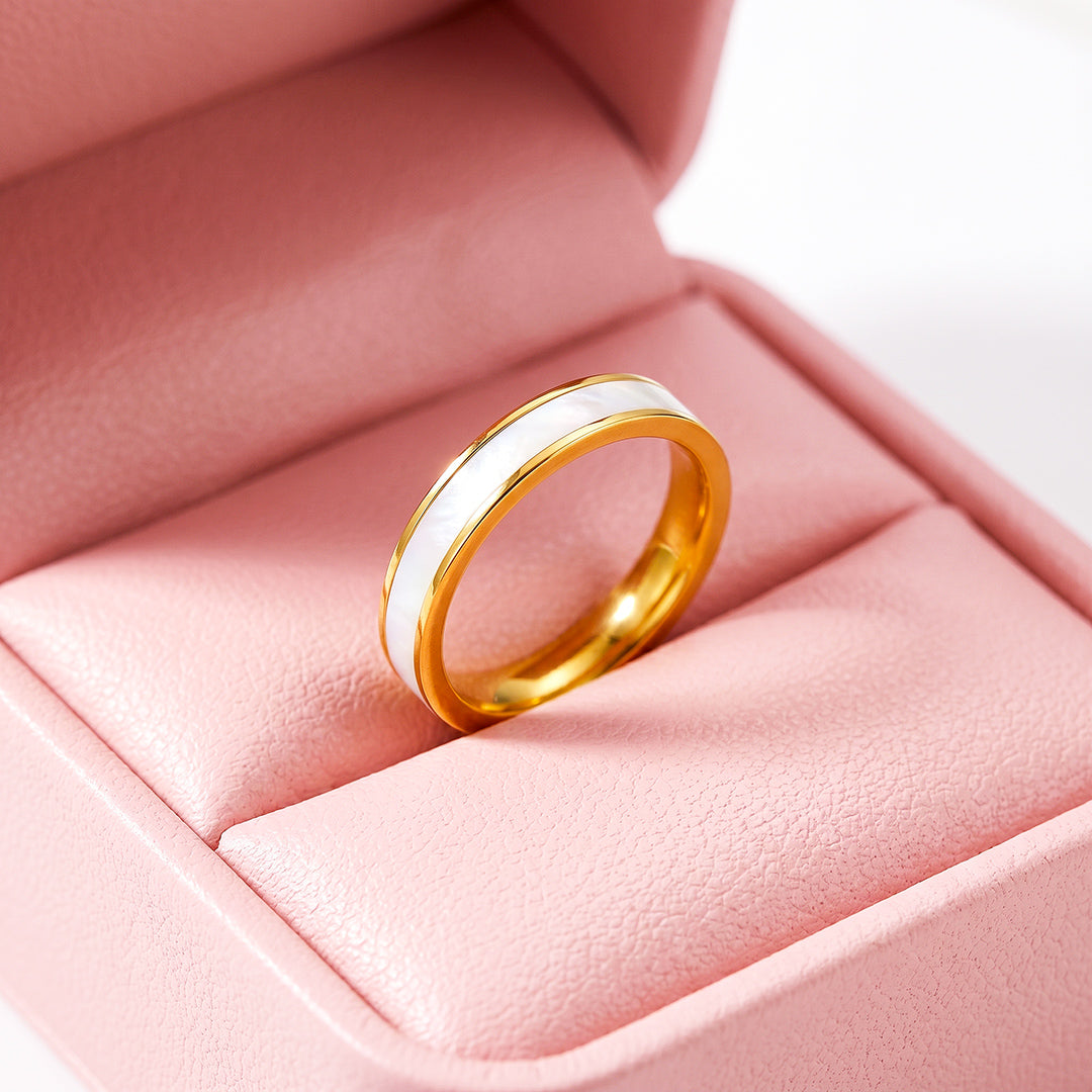 White Sea Shell Band Ring | Luxe2902