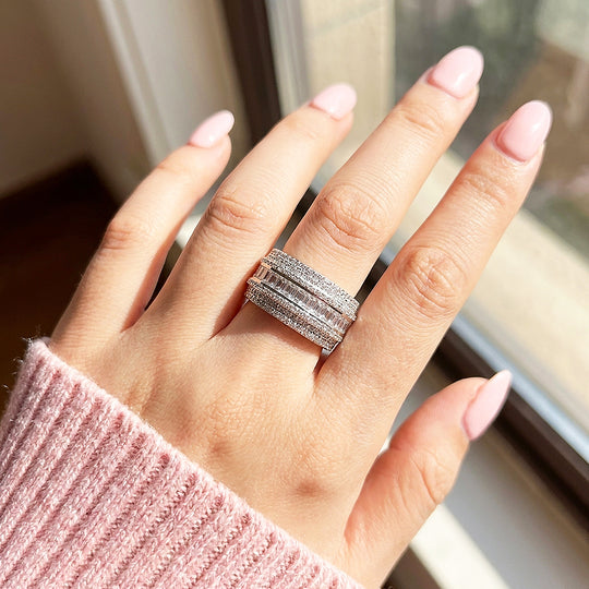 Aethelgard Multi-Row Pavé Channel | Women&
