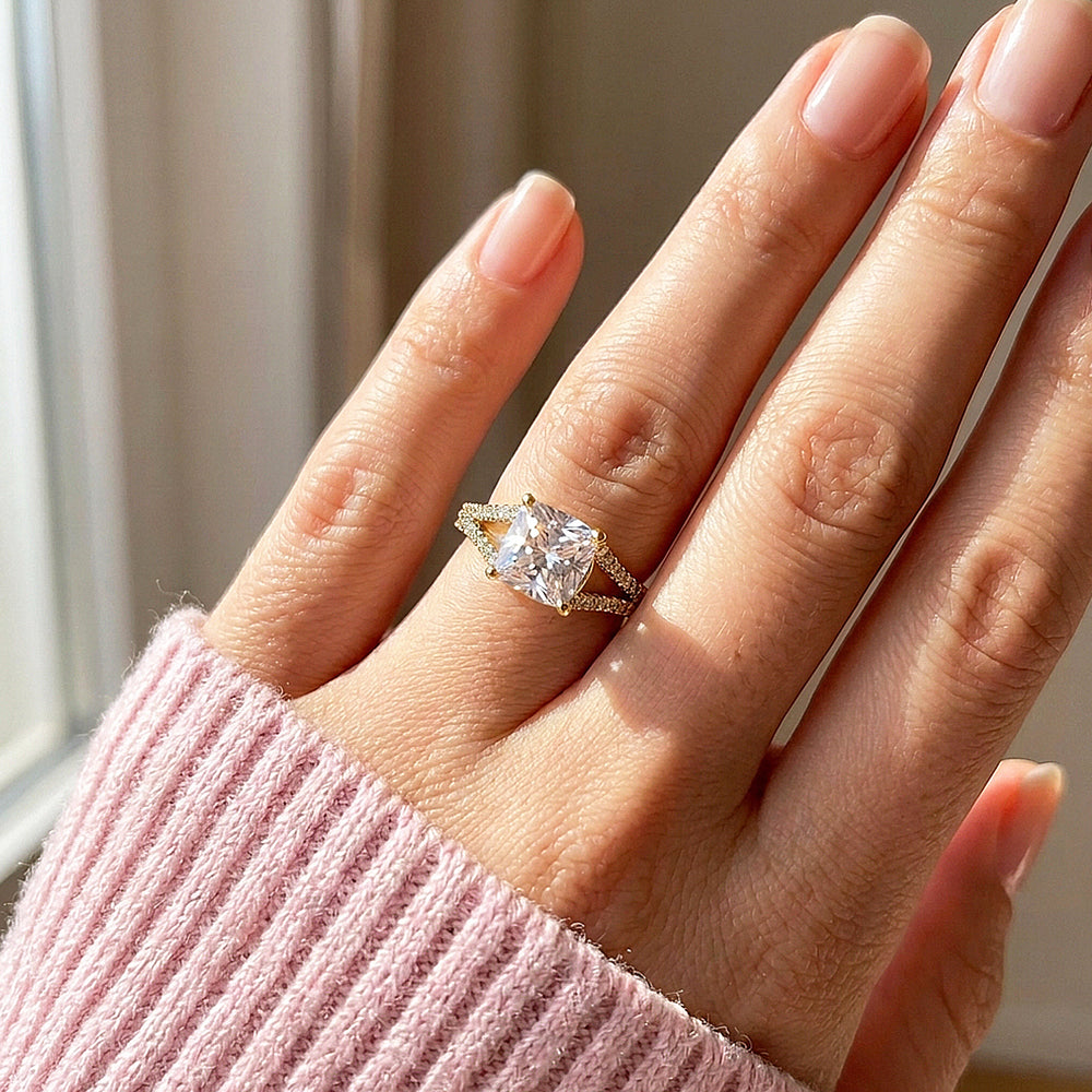 Cushion Solitaire Split-Shank Pavé | Women's Ring | Luxe2119