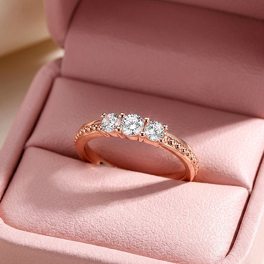 Three-Stone Round Pavé Accent Band | Women&