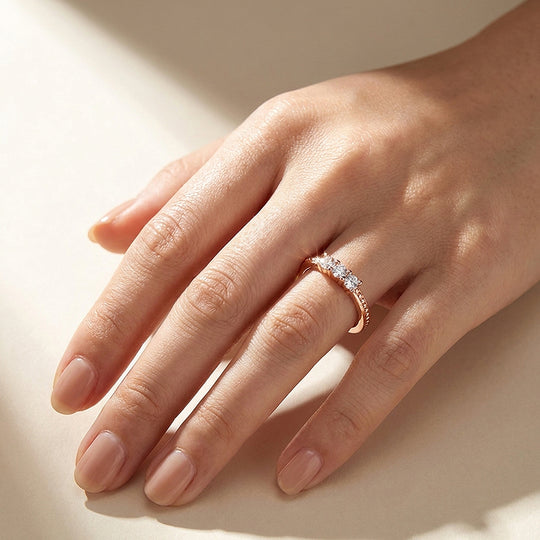 Three-Stone Round Pavé Accent Band | Women&