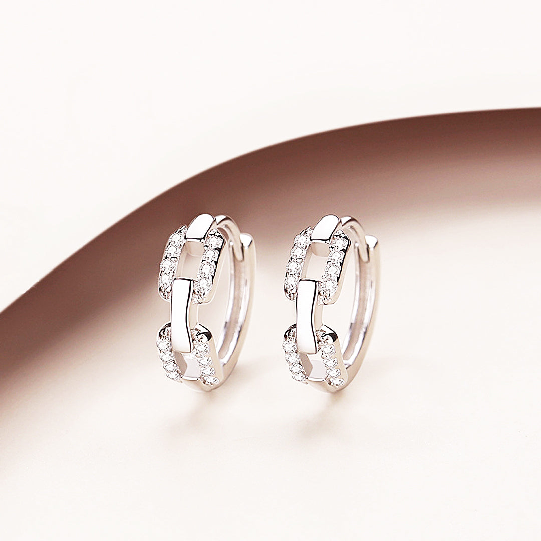 Interlocking Chain Pavé Huggie Earrings | White & Rose Gold | Luxe3502 - Luxe Earrings | Singapore Jewellery, Wedding Rings & Gifts | Same Day Delivery | Tiara.com.sg