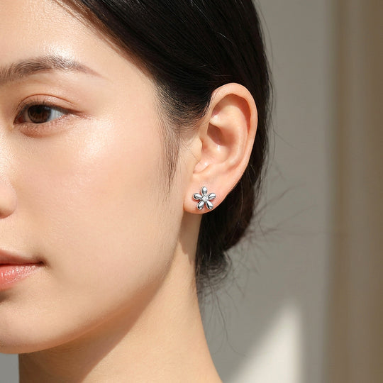 Floral Stud Earrings | Luxe3752