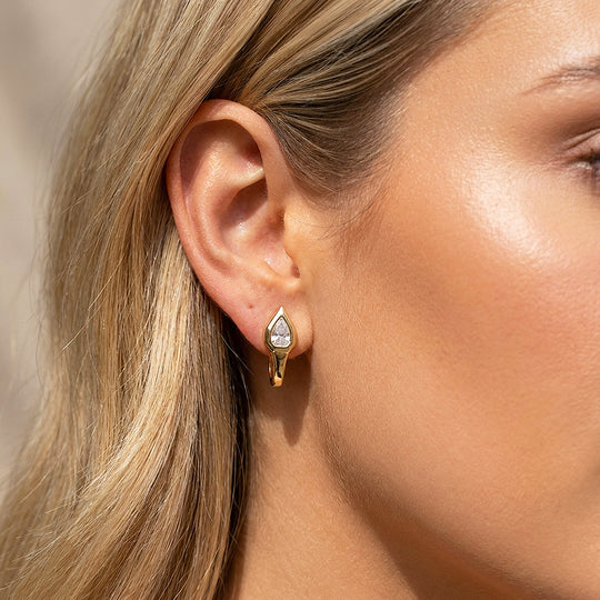 Pear Cut Tapered Huggie Hoop Earrings | Luxe3761