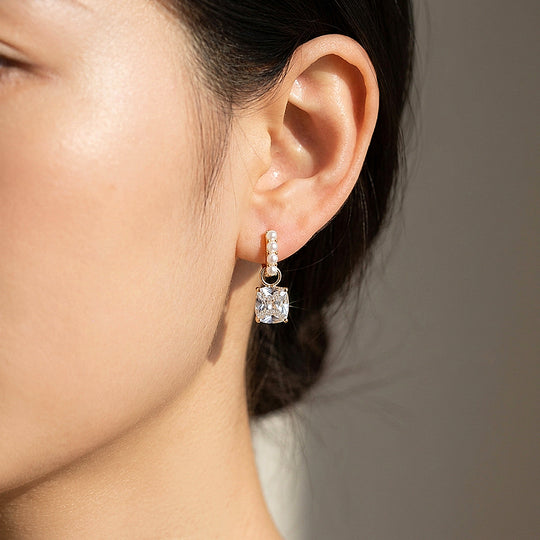 Cushion Cut Pearl Huggie Earrings | Luxe3764