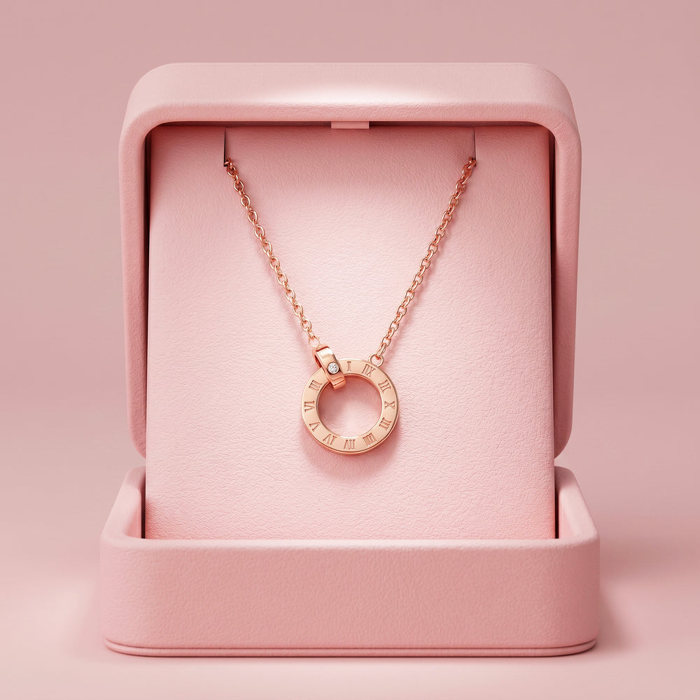 Roman Circle Pendant Necklace | White Gold | Luxe4460
