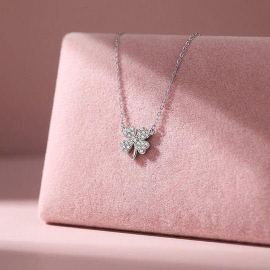 Four Leaf Clover Pendant Necklace | Silver | Luxe4489