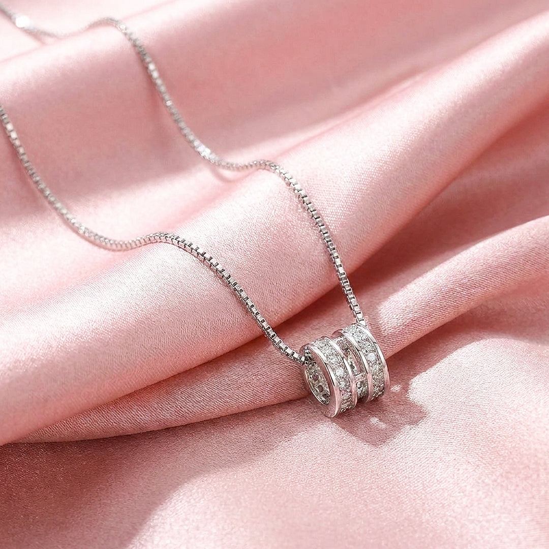 Triple Band Barrel Pendant Necklace | Luxe4514