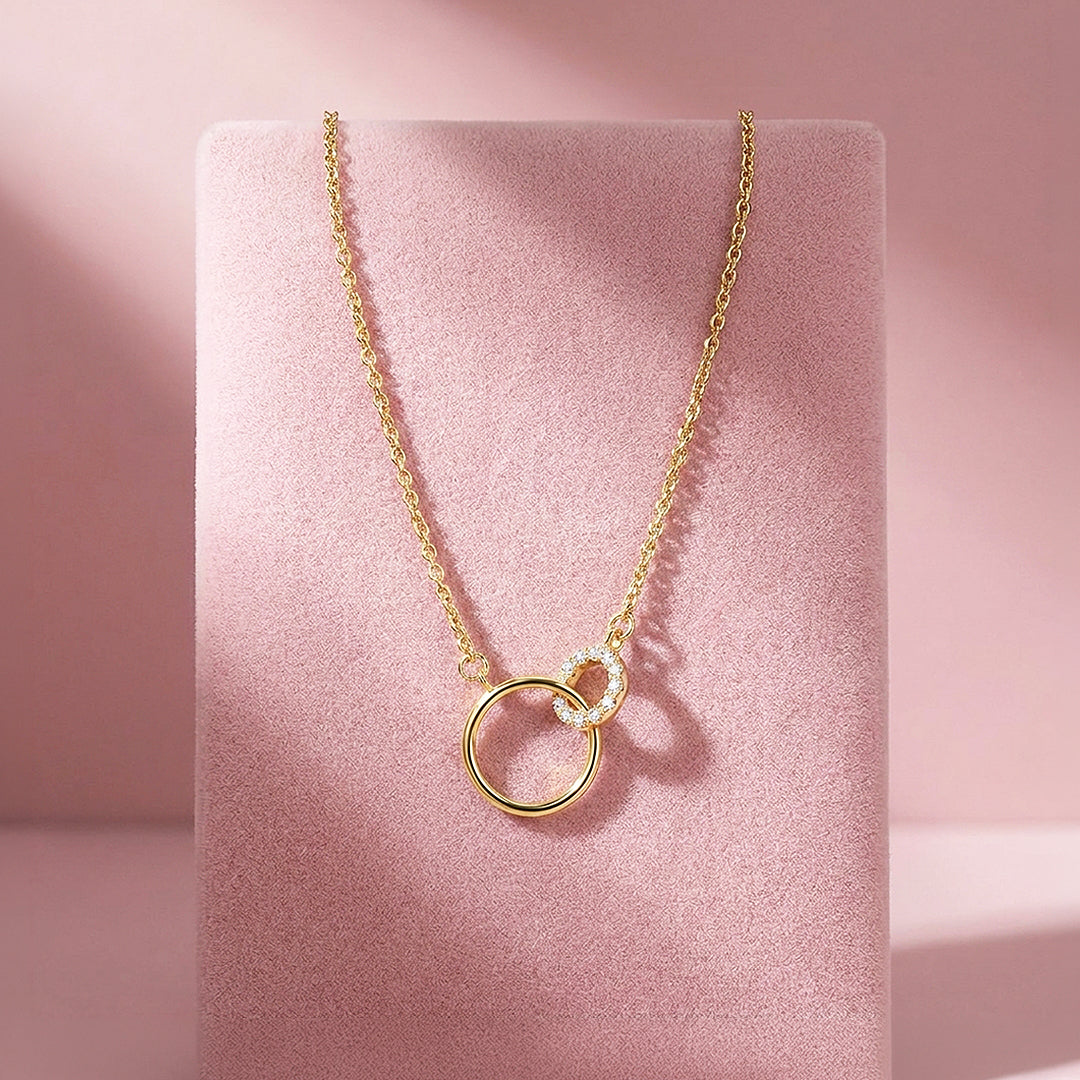 Interlocking Double Circle Pendant Necklace | Luxe4523