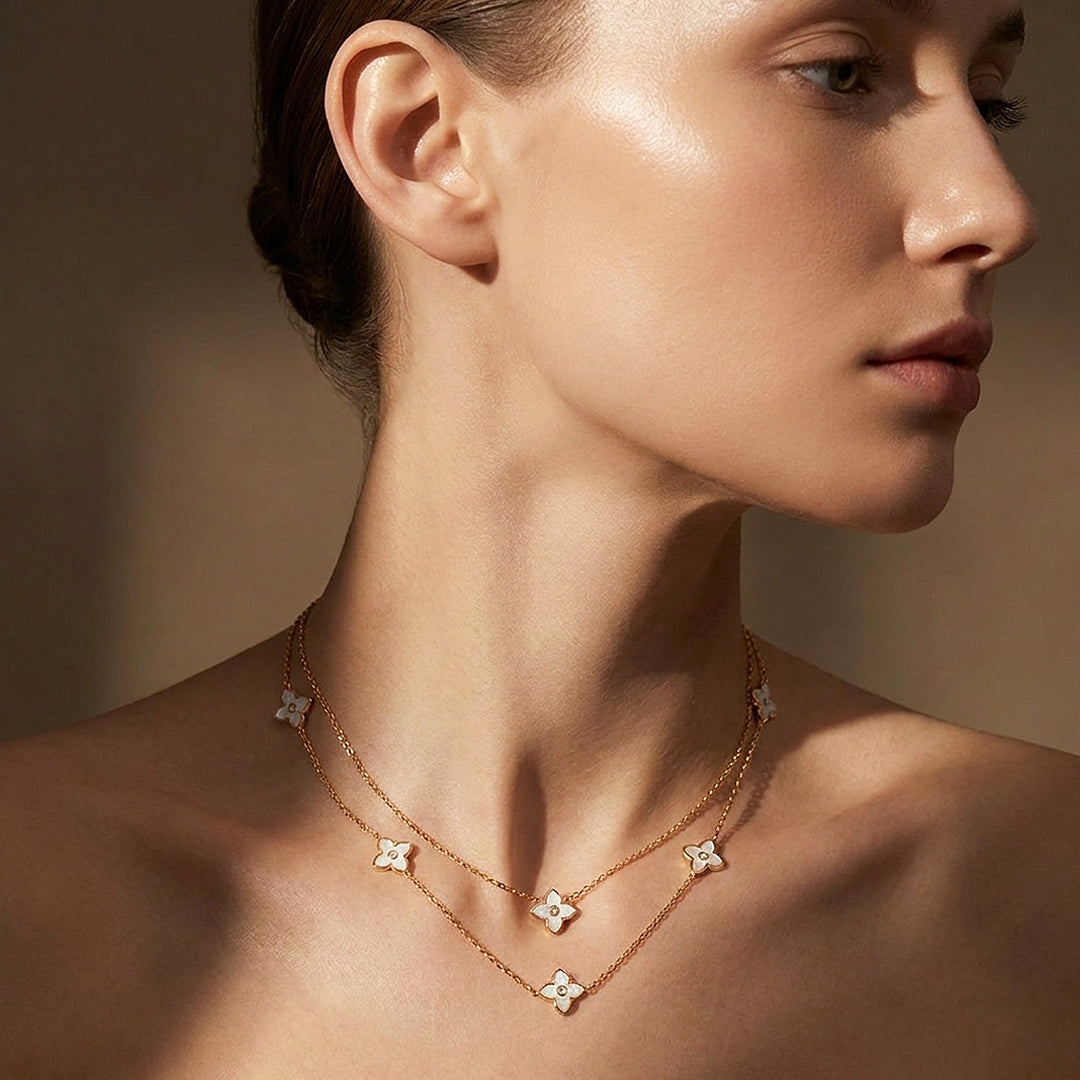 Clover Necklace &amp; Earrings Set | Luxe4532
