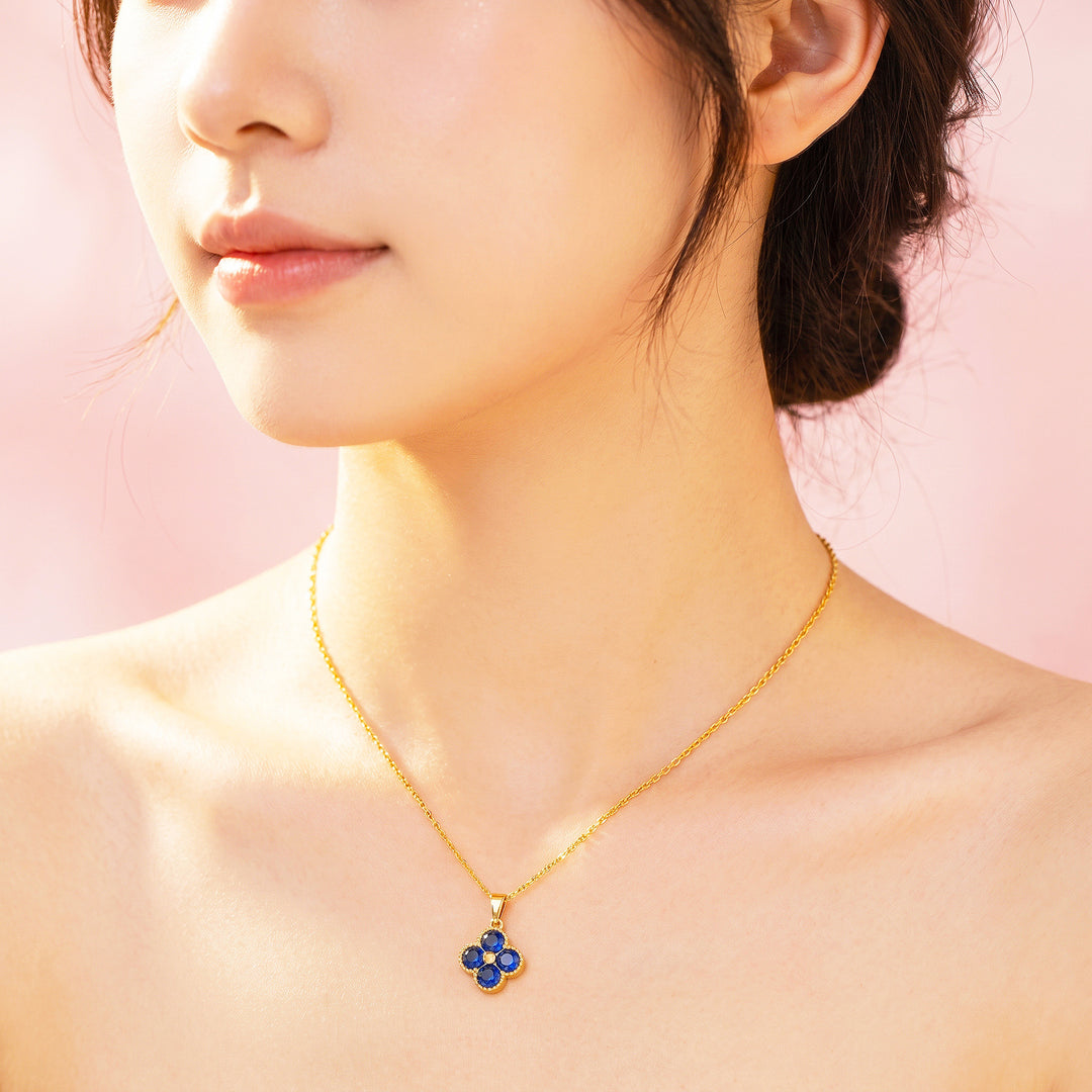 Blue Clover Floral Crystal Pendant Necklace | Gold | Luxe4540