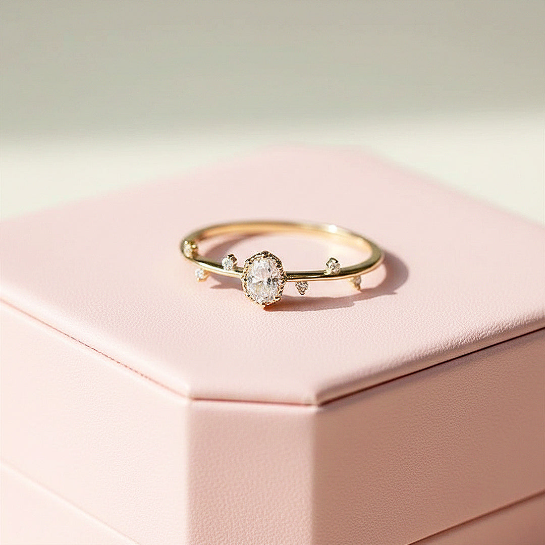 LUXE5025 - Clearance Sale❗ - Ring | Singapore Jewellery, Wedding Rings &amp; Gifts | Same Day Delivery | Tiara.com.sg