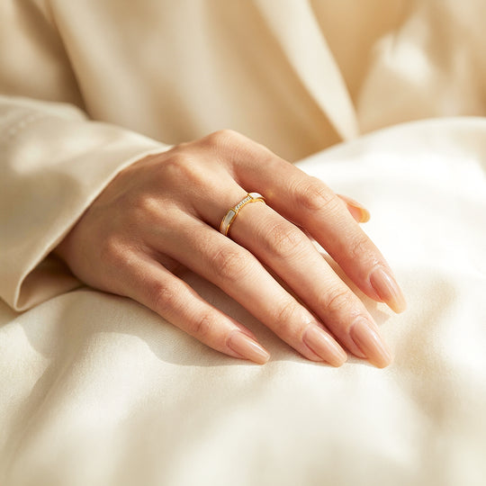 Minimalist Band | Mother of Pearl Style | Diamond Simulant | Titanium Steel | Luxe5161 - Rings | Singapore Jewellery, Wedding Rings &amp; Gifts | Same Day Delivery | Tiara.com.sg