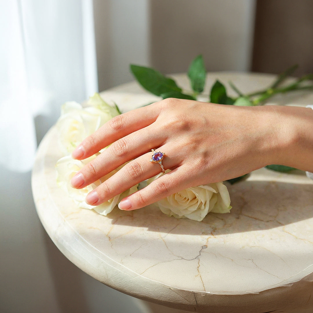 Solitaire Ring | Oval Cut | Amethyst Diamond Simulant | Luxe5179 - Rings | Singapore Jewellery, Wedding Rings & Gifts | Same Day Delivery | Tiara.com.sg