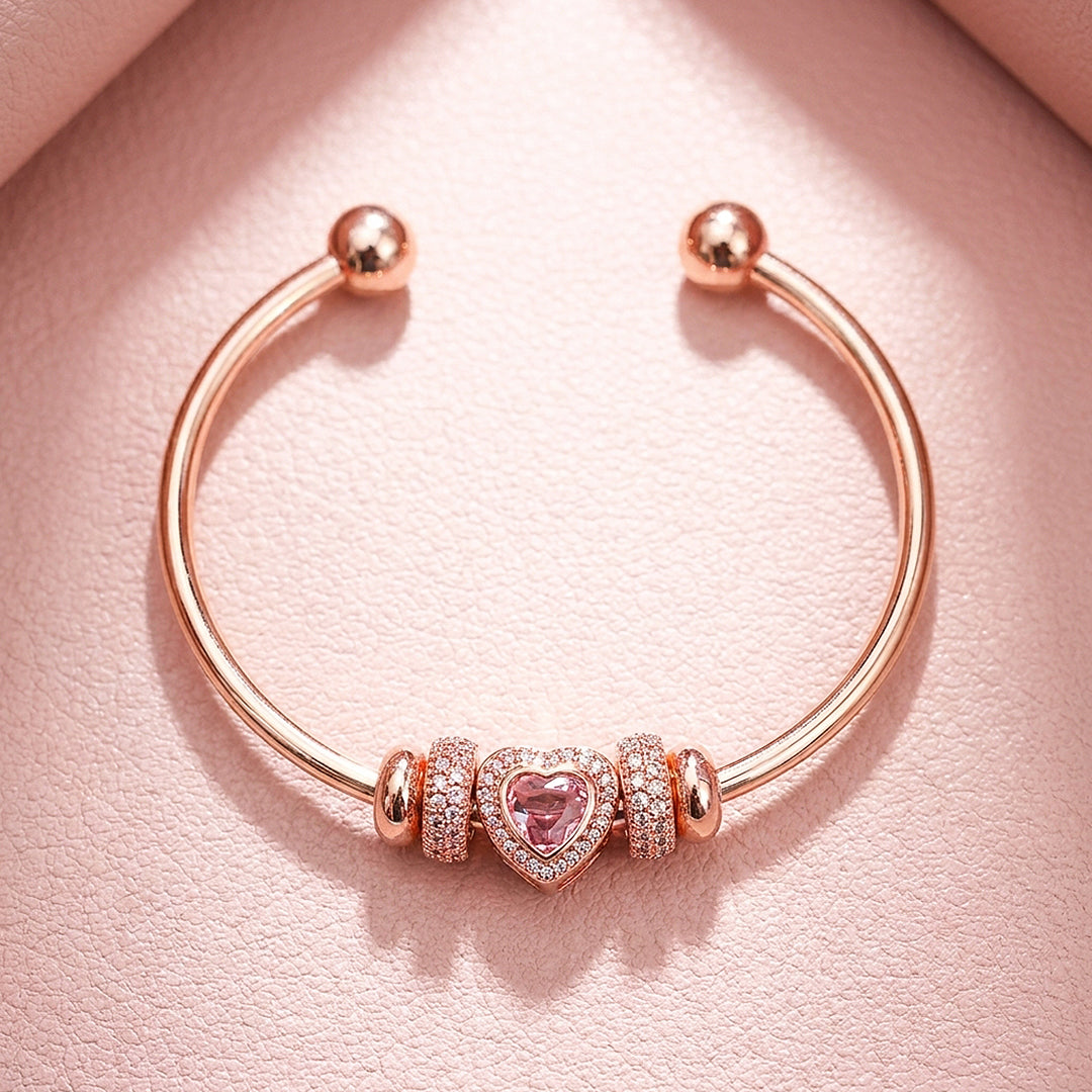 Pavé Heart Charm Bangle | Diamond Simulant | Luxe6085