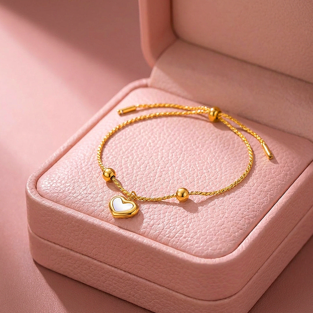 Mother of Pearl Heart Charm Slider Bracelet | Luxe6107