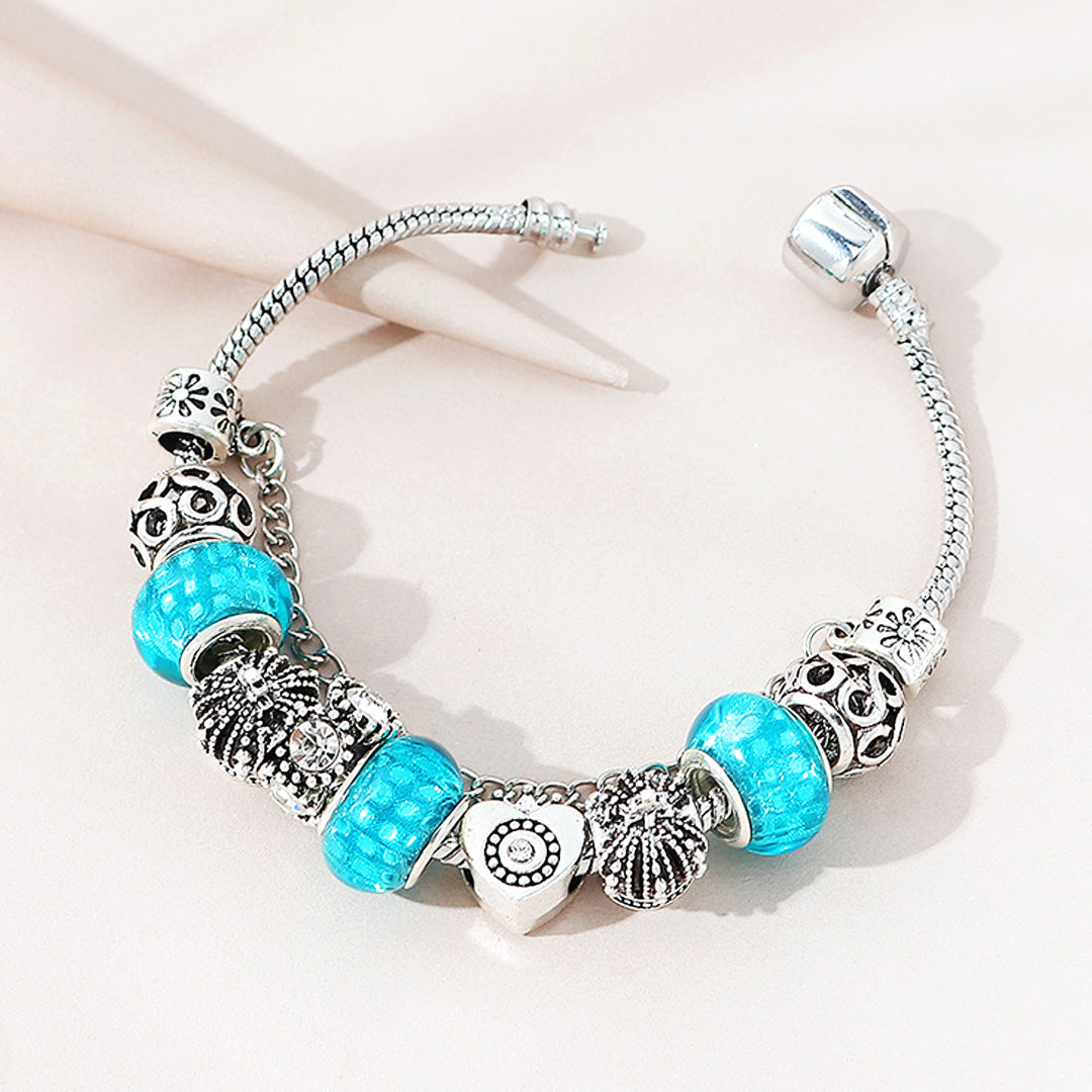 Luxe6223 - Vintage Heart with Blue Beads Charm Bracelet