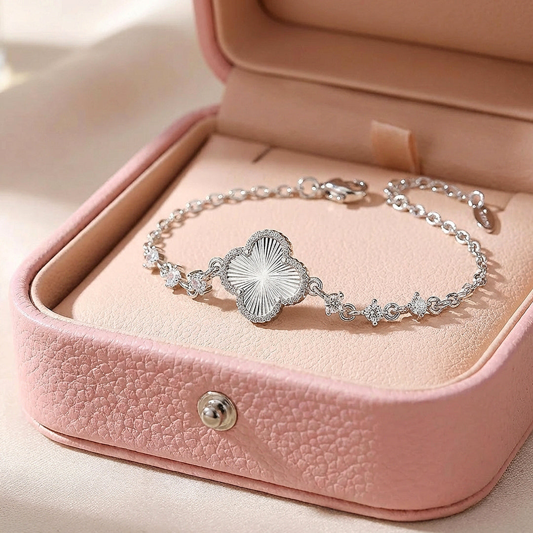 Sunburst Clover Gold Bracelet | Luxe6508