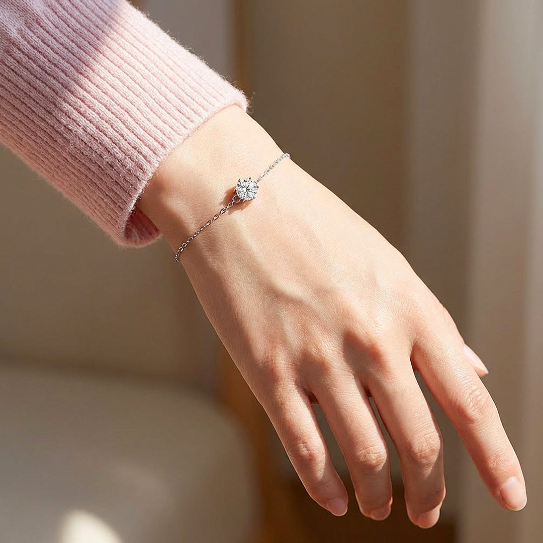 Solitaire Diamond Simulant Silver Bracelet | Luxe6510