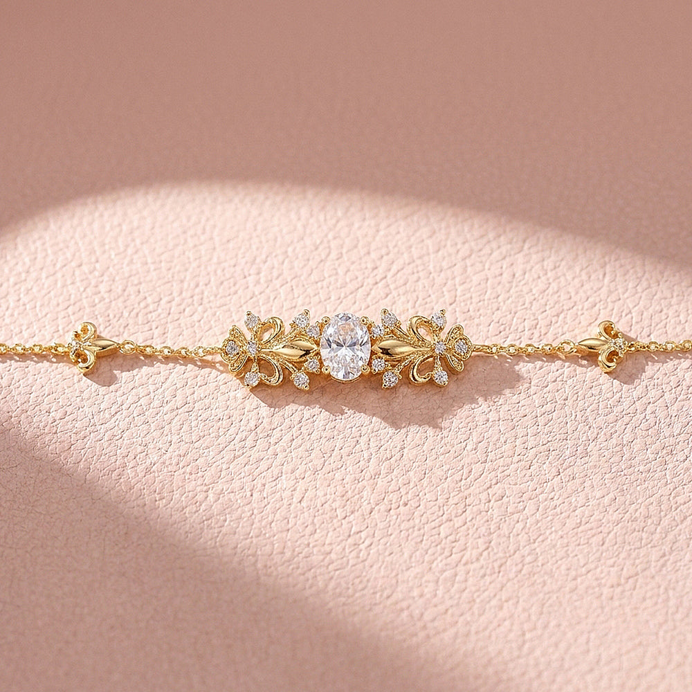 Vintage Fleur-de-Lis Statement Bracelet | 18K Gold | Luxe6540