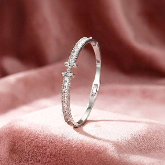 Baguette Channel H-Bar Bangle Bracelet | Luxe6551