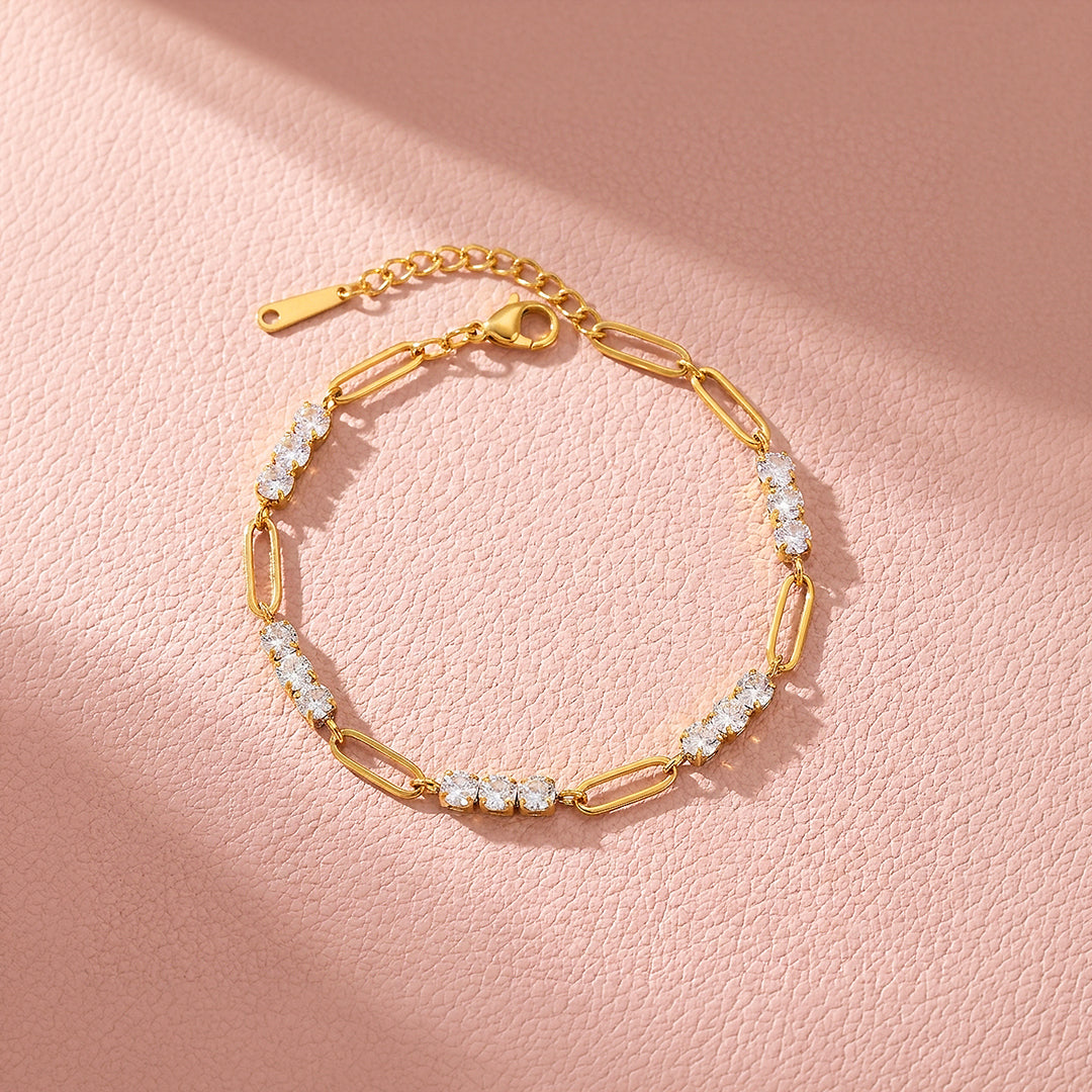 Elegant Gold Plated Paperclip Chain Bracelet | Luxe6563