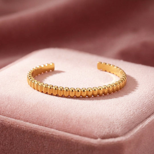 Sculptural Gold Ridged Cuff Bangle | Luxe6573