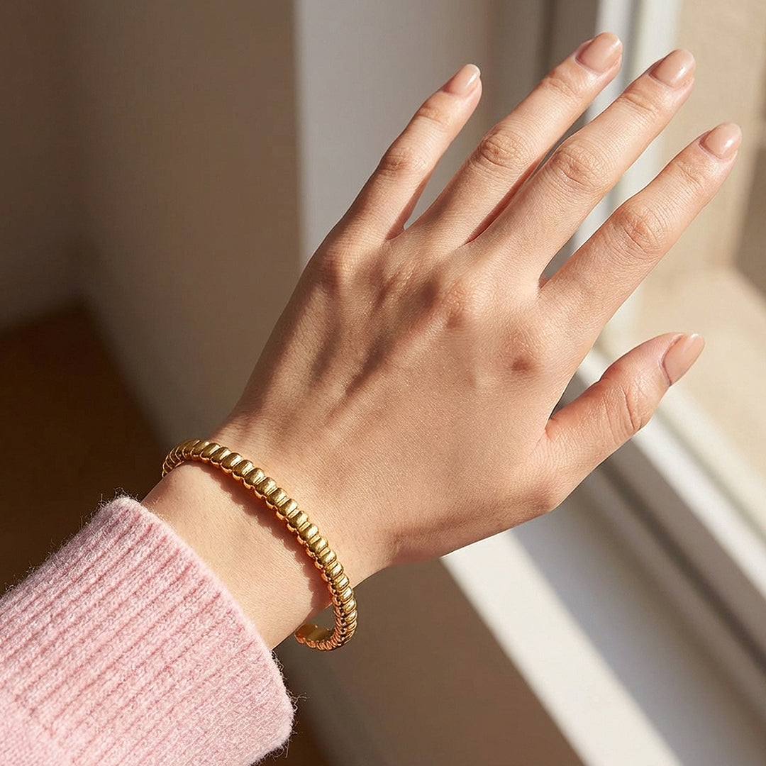 Sculptural Gold Ridged Cuff Bangle | Luxe6573