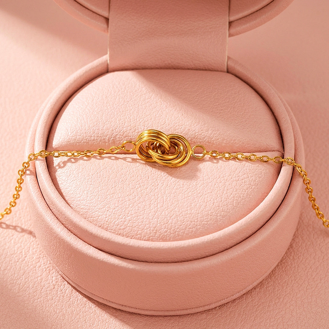 Love Knot Chain Bracelet | Luxe6578