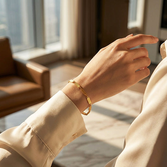 Ribbed Bar Station Chain Bracelet | Luxe6580