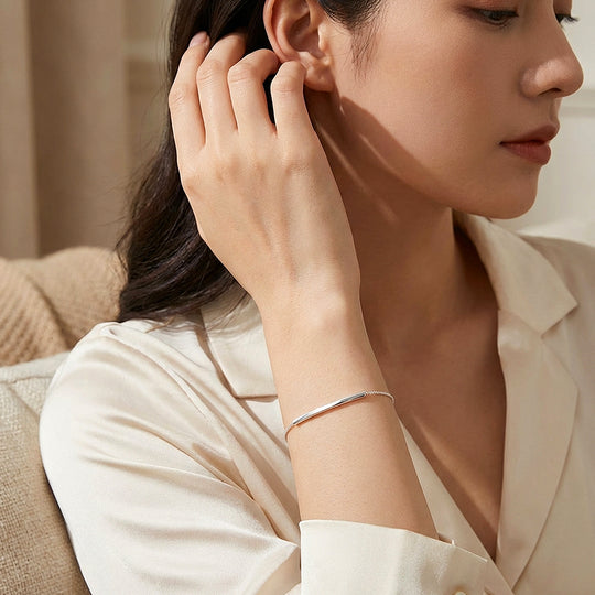 Curved Bar Box Chain Bracelet | Luxe6593