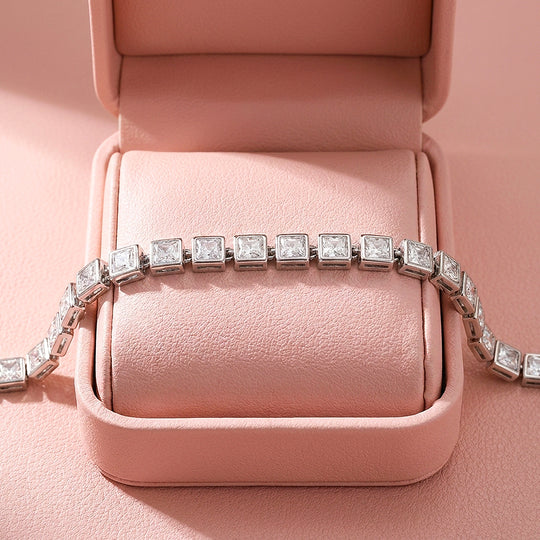 Princess-Cut Bezel Tennis Bracelet | Diamond Simulant | Luxe6638