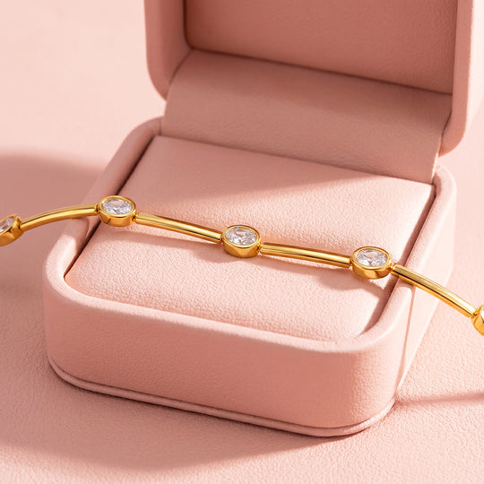 Oval Bezel Bar-Link Bracelet | White Diamond Simulant | Luxe6676