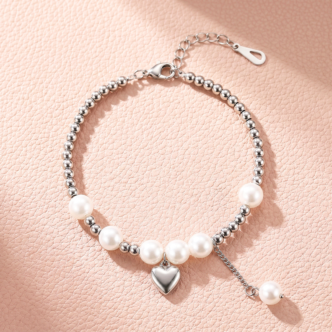 Pearls &amp; Gold Beads Heart Charm Bracelet | Luxe6718