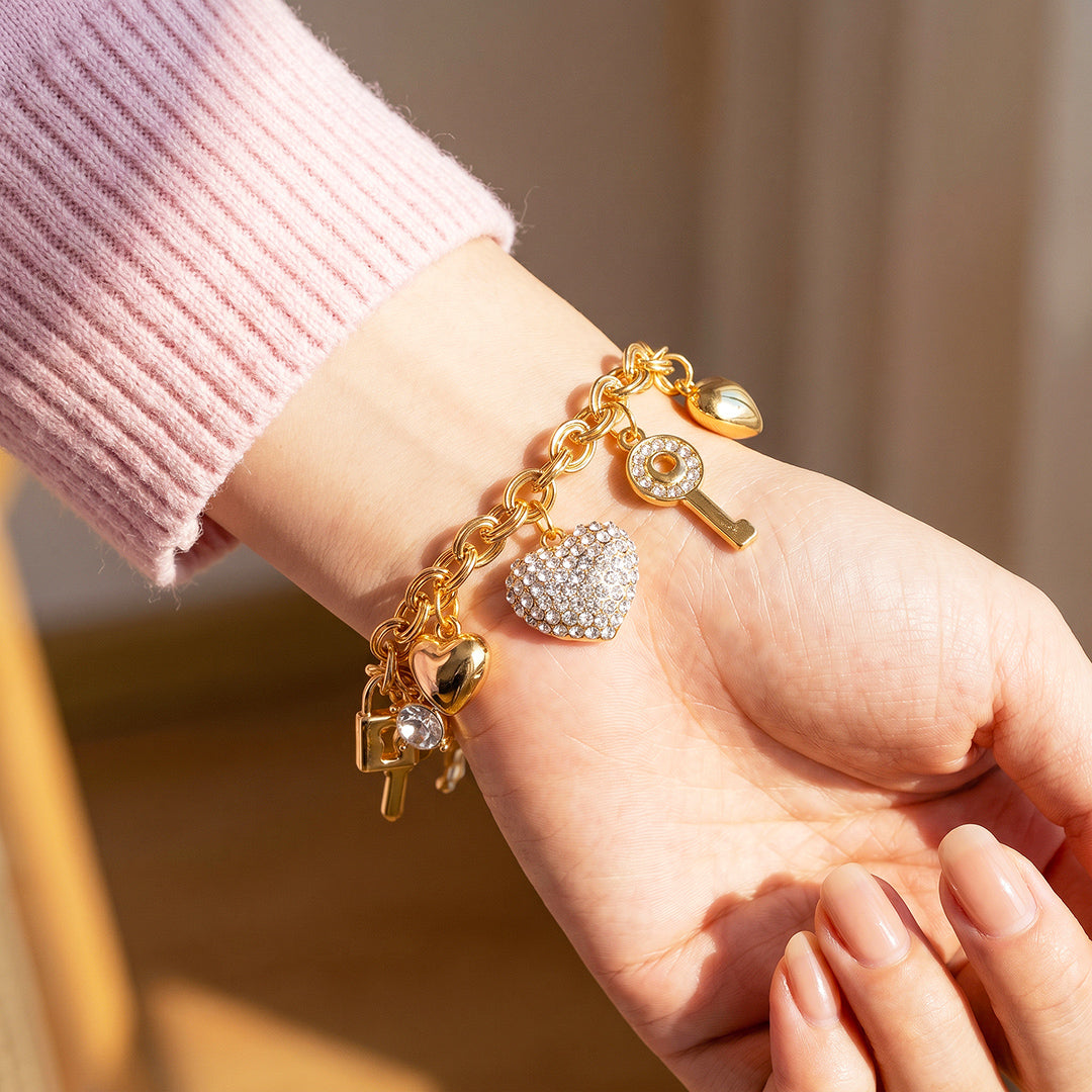 Heart &amp; Key Charm Bracelet | Diamond Simulant | Luxe6723