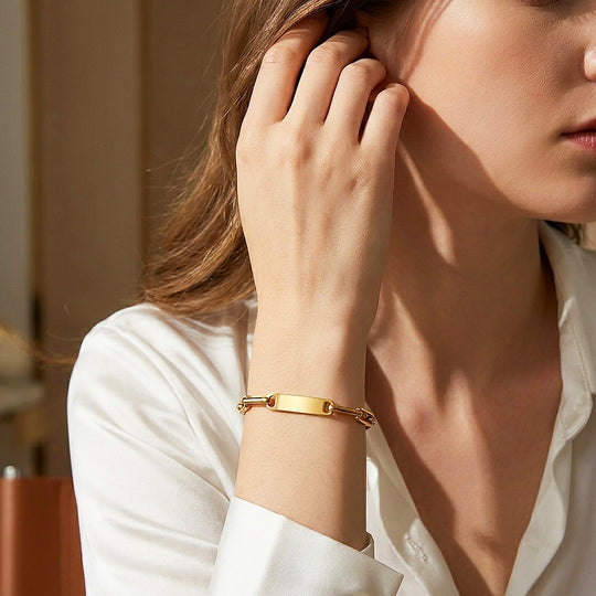 Paperclip Bar ID Bracelet | Women&