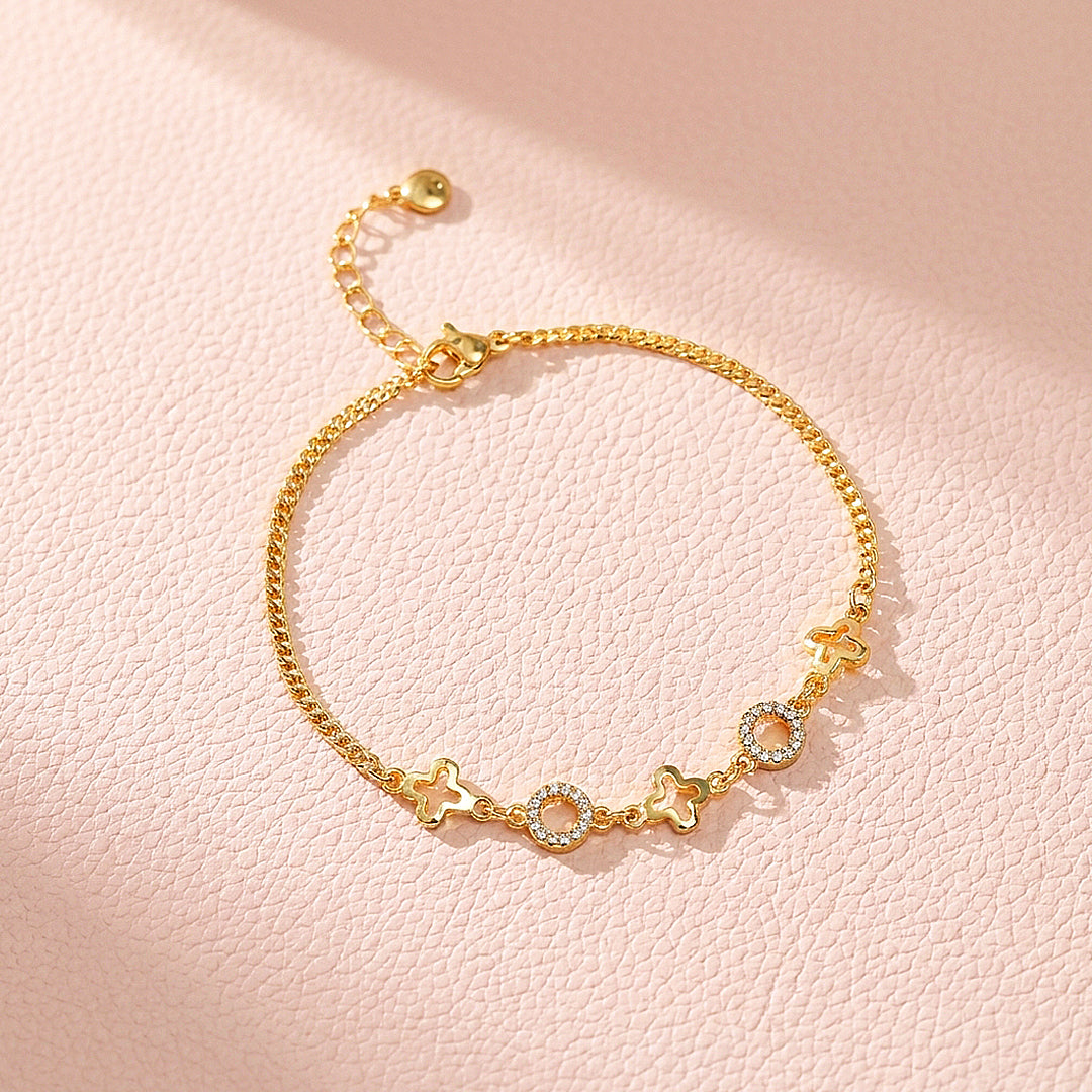 Clover Cross and Pavé Ring Chain Bracelet | Women&