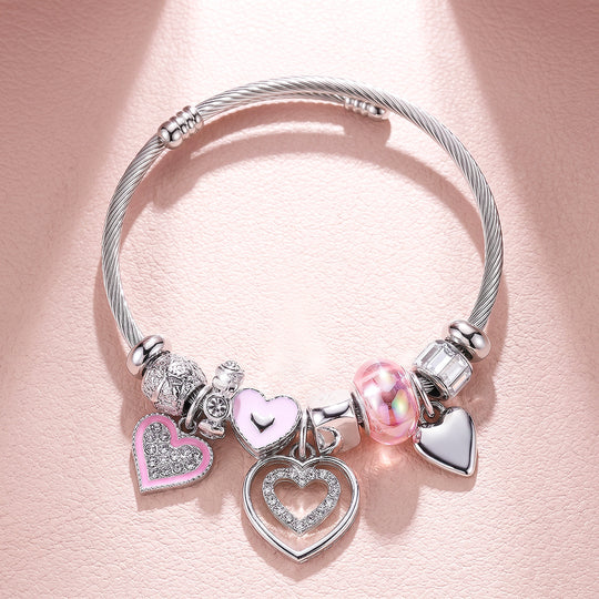 Heart Charm Cuff Bracelet | Luxe6776